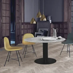 GUBI Dining Tables*2.0 dining table, American walnut. ø130. black stand Brown