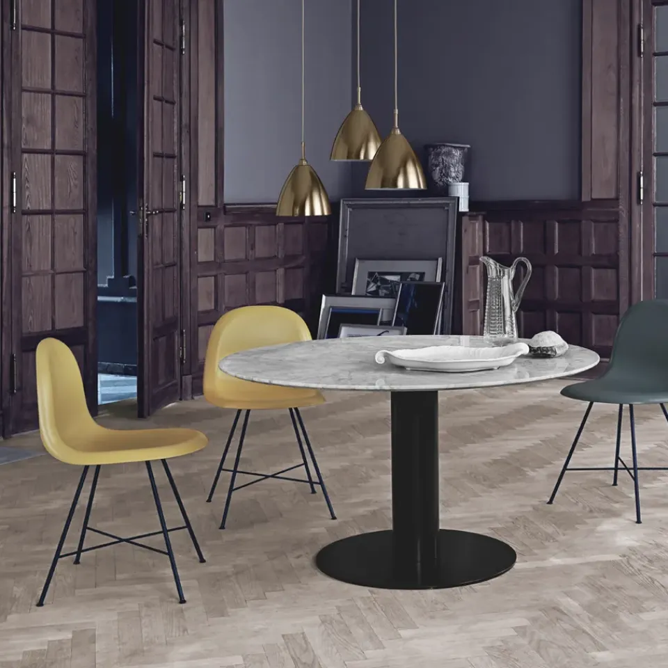 GUBI Dining Tables*2.0 dining table, Marble . ø150. stand Black