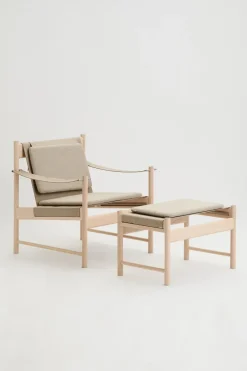 Brdr. Krüger Armchairs & Footstools*HB lounge chair, White oiled maple-canvase nature BrownBeige