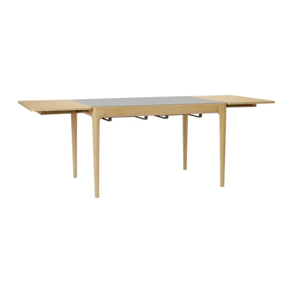 Umage Dining Tables*Heart'n'Soul dining table 90x120 cm, Oak-cloud grey BeigeGrey