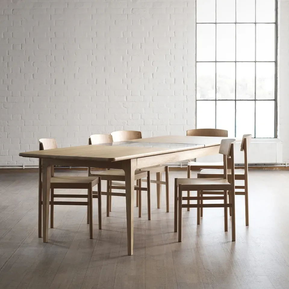 Mavis Dining Tables*Höllviken dining table, oak, white pigmented matte lacquer Beige