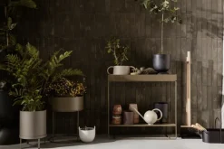 Ferm Living Garden Details & Accessories*Hourglass flower pot extra small Ø21 cm, -dark grey Black