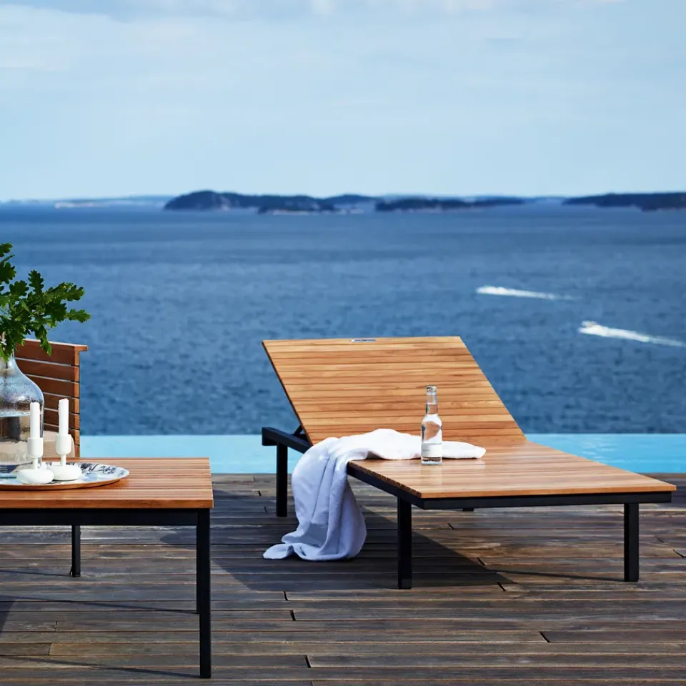 Skargaarden Table For Outdoor Use|Outdoor Lounge Furniture*Häringe coffee table, Teak, small, black steel frame Brown