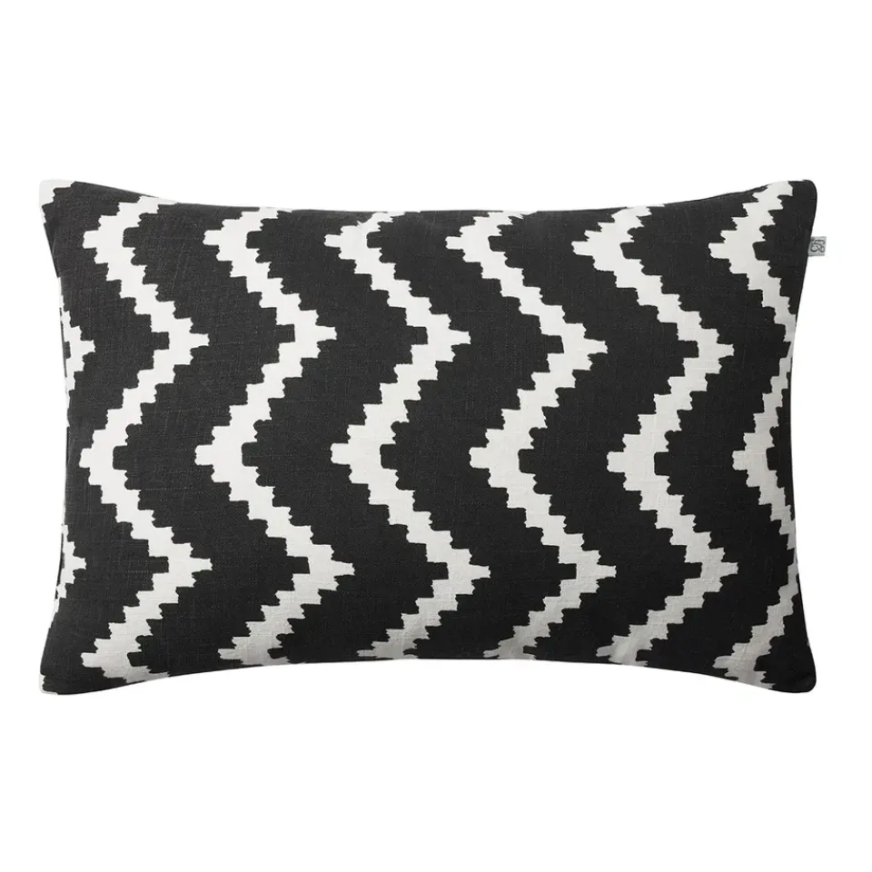 Chhatwal & Jonsson Garden Details & Accessories*Ikat Sema cushion, Black-off white BlackWhite