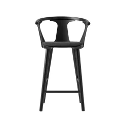 &Tradition Bar Stools*In Between SK8 barstool, Remix 183 - lacquered oak Black