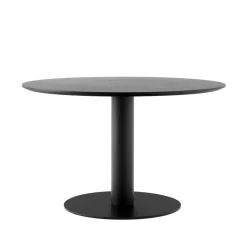 &Tradition Dining Tables*In Between SK12 dining table, lacquered oak. matte metal stand Black