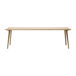 &Tradition Dining Tables*In Between table SK6, Clear lacquered oak Beige