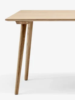 &Tradition Dining Tables*In Between table SK6, Clear lacquered oak Beige