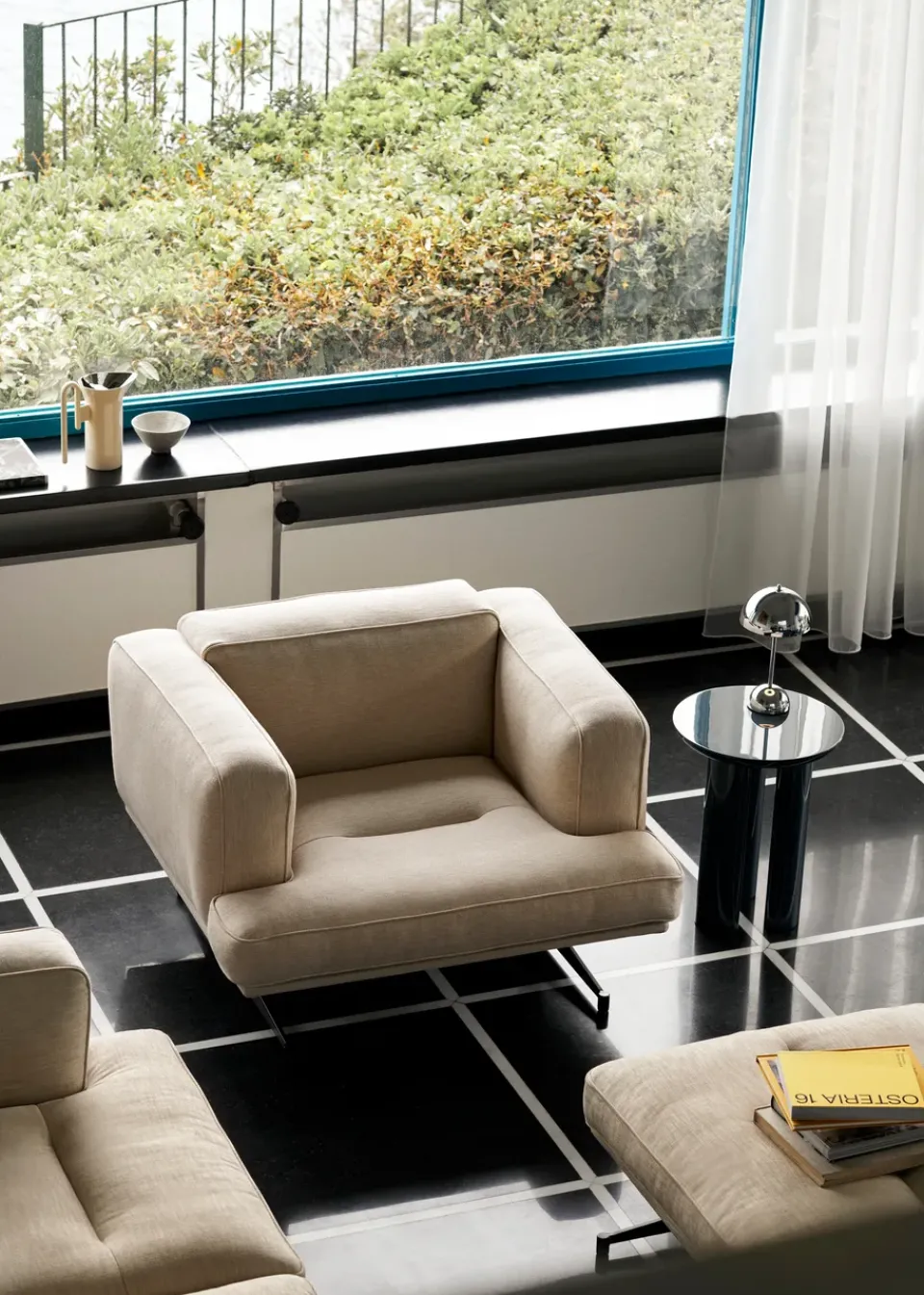 &Tradition Armchairs & Footstools*Inland AV21 armchair, Clay 0011-warm black Beige