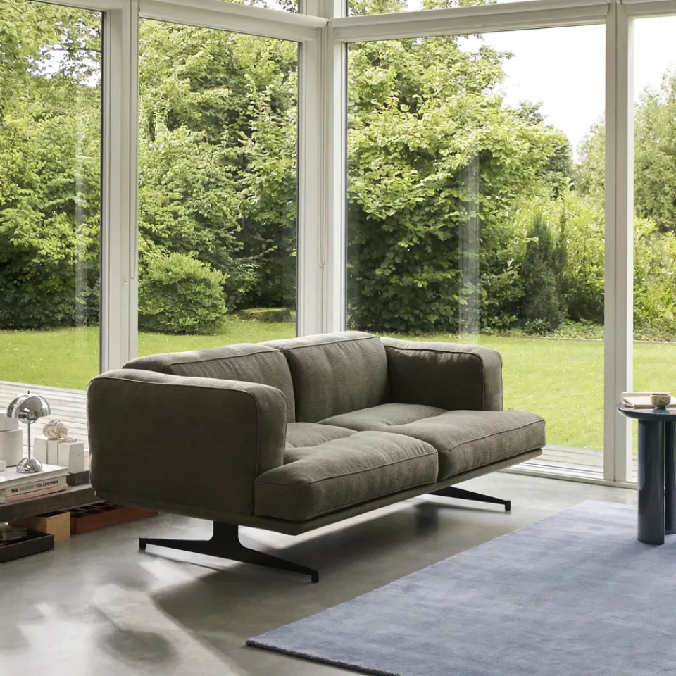 &Tradition Sofas*Inland AV22 sofa 2-seater, Clay 0014-warm black Green