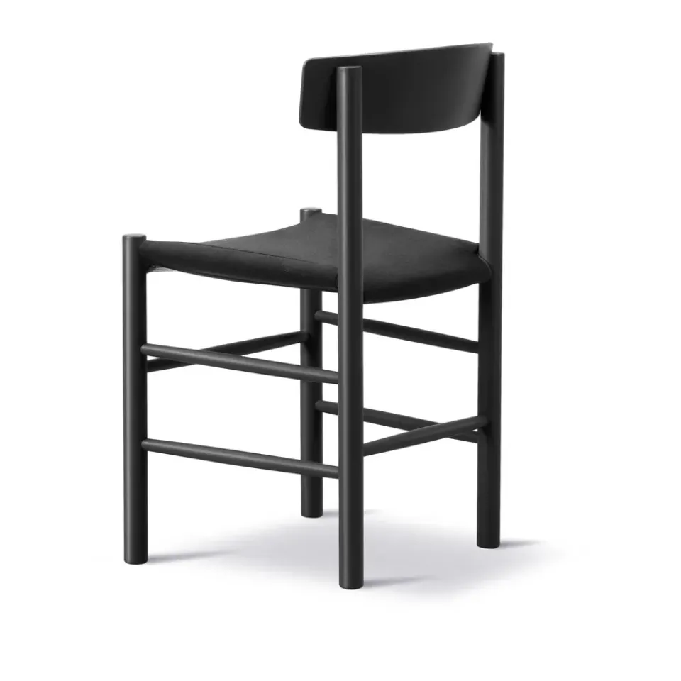 Fredericia Furniture Chairs*J39 chair, lacquered oak- canvas Black