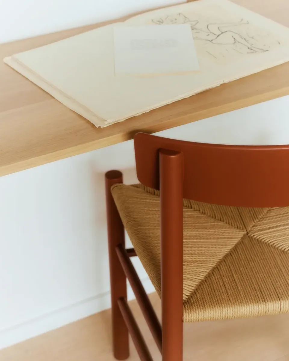 Fredericia Furniture Chairs*J39 chair, Herritage -braided natural Red