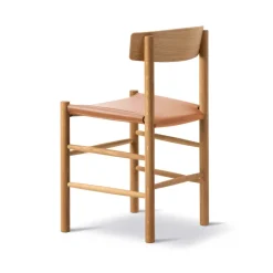 Fredericia Furniture Chairs*J39 chair, Oiled oak-leather Omni 307 cognac Brown