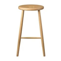 FDB Møbler Bar Stools*J27C Counter bar stool, Beech nature lacquered Brown