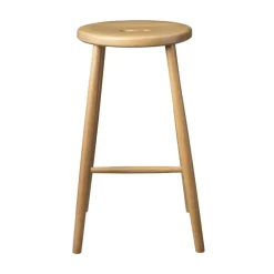 FDB Møbler Bar Stools*J27C Counter bar stool, Oak nature lacquered Brown