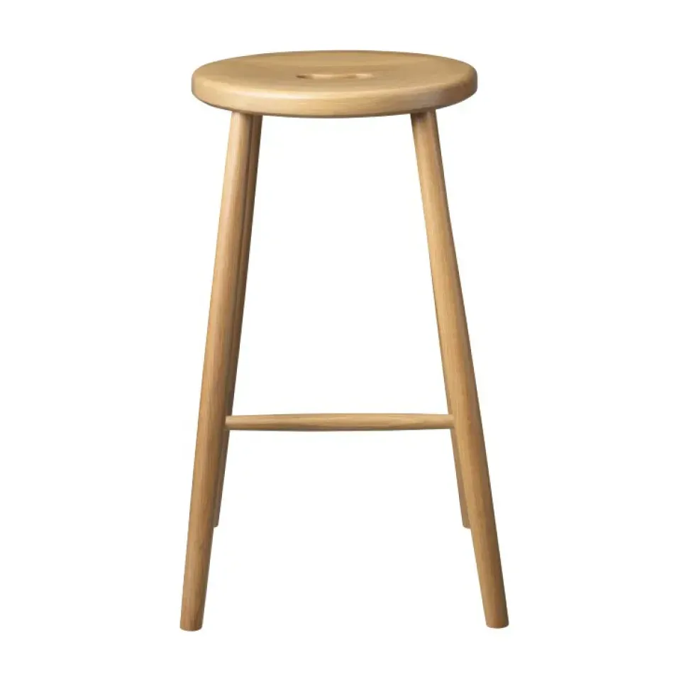 FDB Møbler Bar Stools*J27C Counter bar stool, Oak nature lacquered Brown