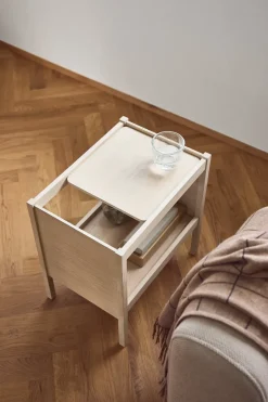 Form & Refine Side Tables*Journal side table 29x43 cm, White oak Beige