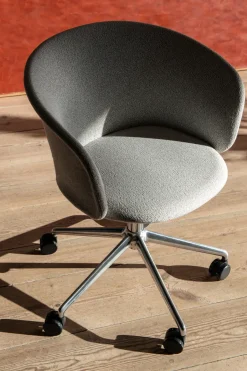 Hem Office Chairs*Kendo Swivel office chair with 5 wheels, Porcelain-polished aluminium BeigeSilver-coloured
