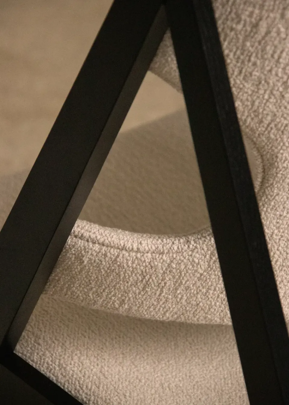 Audo Copenhagen Armchairs & Footstools*Knitting lounge chair, Barnum Bouclé 24-black oak White