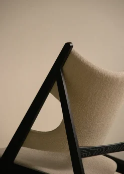 Audo Copenhagen Armchairs & Footstools*Knitting lounge chair, Barnum Bouclé 24-black oak White
