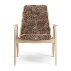 Swedese Armchairs & Footstools*Laminett arm chair laquered beech/sheep skin, Sahara (nougat brown) Beige