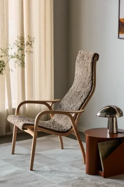 Swedese Armchairs & Footstools*Lamino arm chair laquered beech/sheep skin, Sahara (nougat brown) Beige