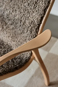 Swedese Armchairs & Footstools*Lamino arm chair laquered beech/sheep skin, Sahara (nougat brown) Beige