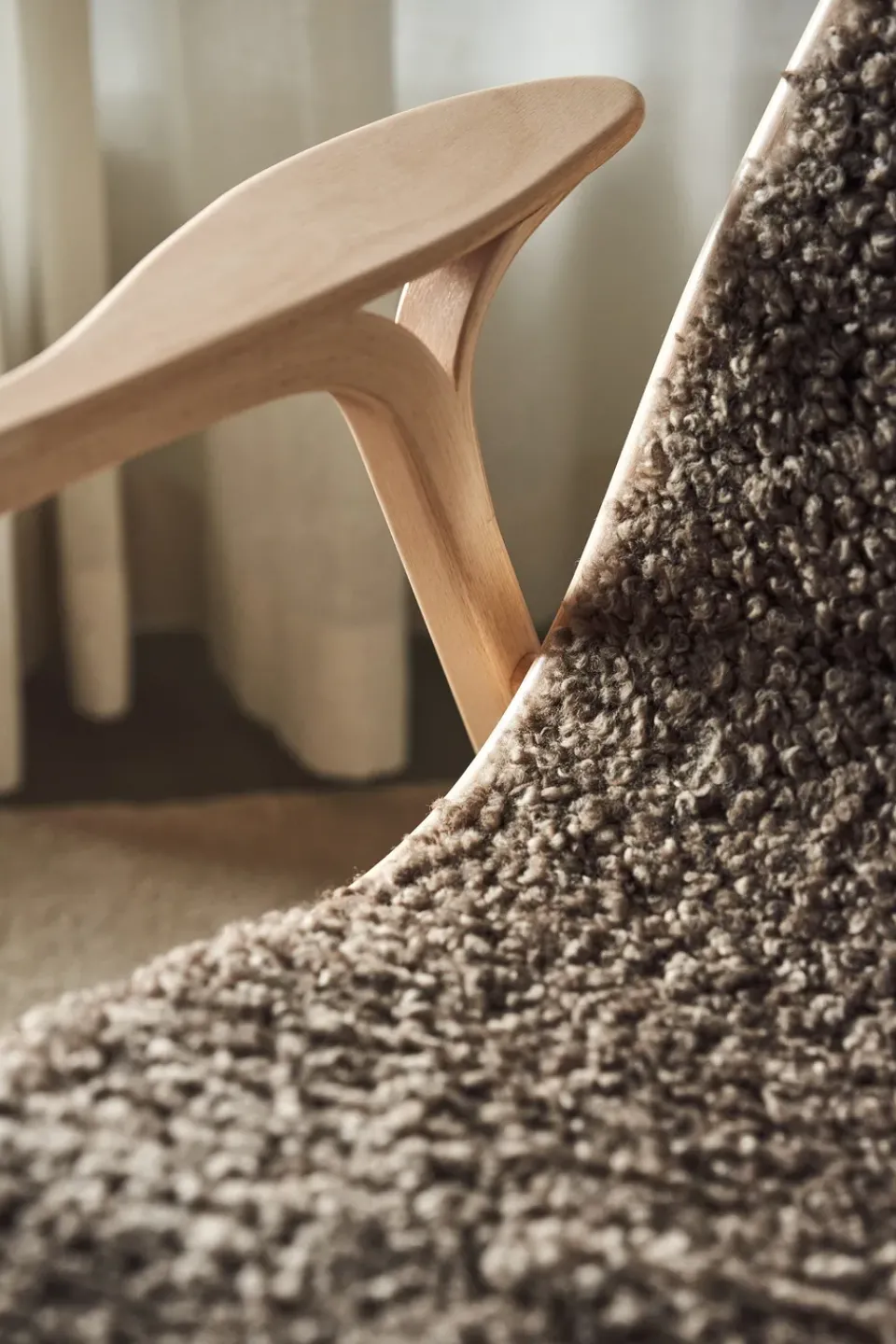 Swedese Armchairs & Footstools*Lamino armchair and footstool varnished beech/sheepskin, Sahara (nougat-) Brown