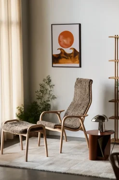 Swedese Armchairs & Footstools*Lamino armchair and footstool varnished beech/sheepskin, Sahara (nougat-) Brown