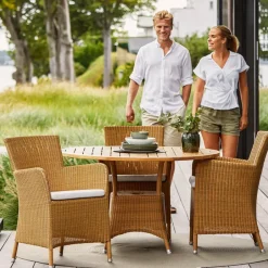 Cane-line Table For Outdoor Use*Lansing dining table Ø120 cm, Teak weave natural Brown