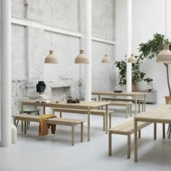 Muuto Benches*Linear bench, oak, 33.5 cm Beige