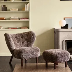 &Tradition Armchairs & Footstools*Little Petra ATD1 footstool, Sheepskin moonlight-oiled walnut legs White