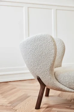 &Tradition Armchairs & Footstools*Little Petra VB1 armchair, Oiled walnut-Karakorum 003 Beige