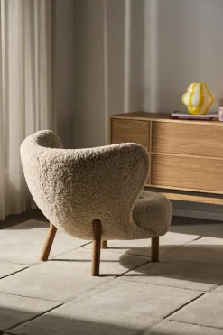 &Tradition Armchairs & Footstools*Little Petra VB1 armchair, White oiled oak-Moonlight Beige