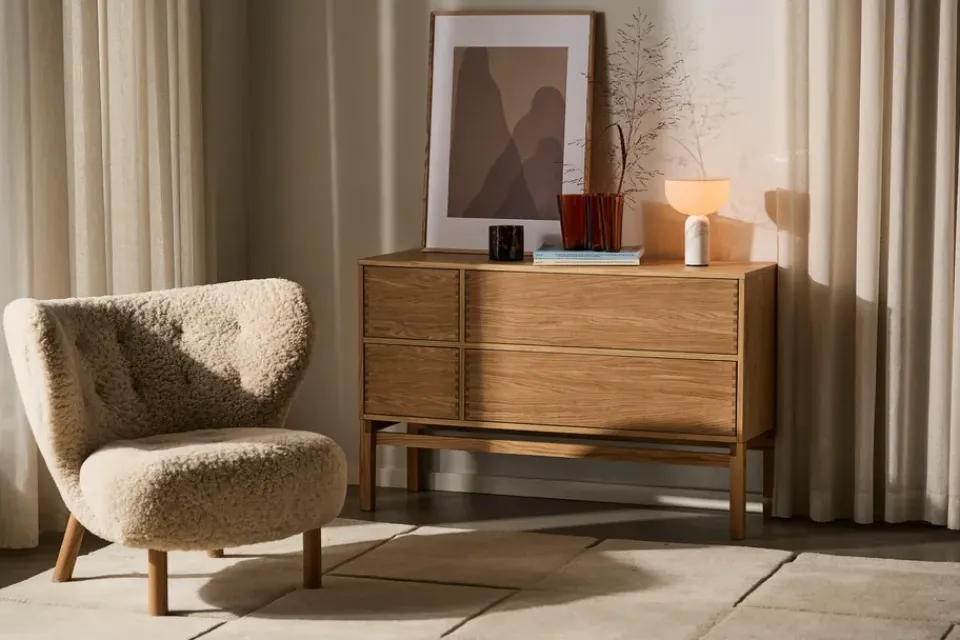 &Tradition Armchairs & Footstools*Little Petra VB1 armchair, White oiled oak-Moonlight Beige