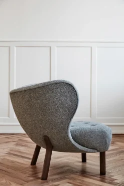 &Tradition Armchairs & Footstools*Little Petra VB1 armchair, Oiled walnut-Hallingdal Grey