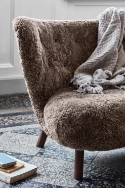 &Tradition Sofas*Little Petra VB2 sofa, Oiled walnut-Sahara Brown