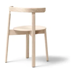 Form & Refine Chairs*Lunar chair, White oak Beige