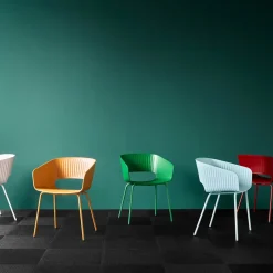 Montana Chairs*Marée 401 chair, Amber 142 legs lacquered metal Yellow