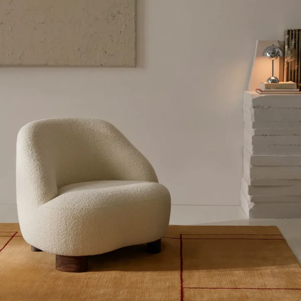 &Tradition Armchairs & Footstools*Margas LC1 armchair, Karakorum 001 -walnut legs White