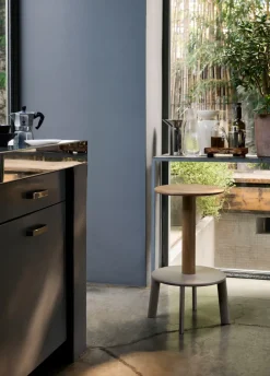&Tradition Bar Stools*Massif AV39 bar stool, Dark stained oak-warm Black