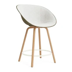 Normann Copenhagen Bar Stools*Mat Bar Armchair front-upholstered 65 cm, Hallingdal 110-seaweed-beech-cream steel Beige
