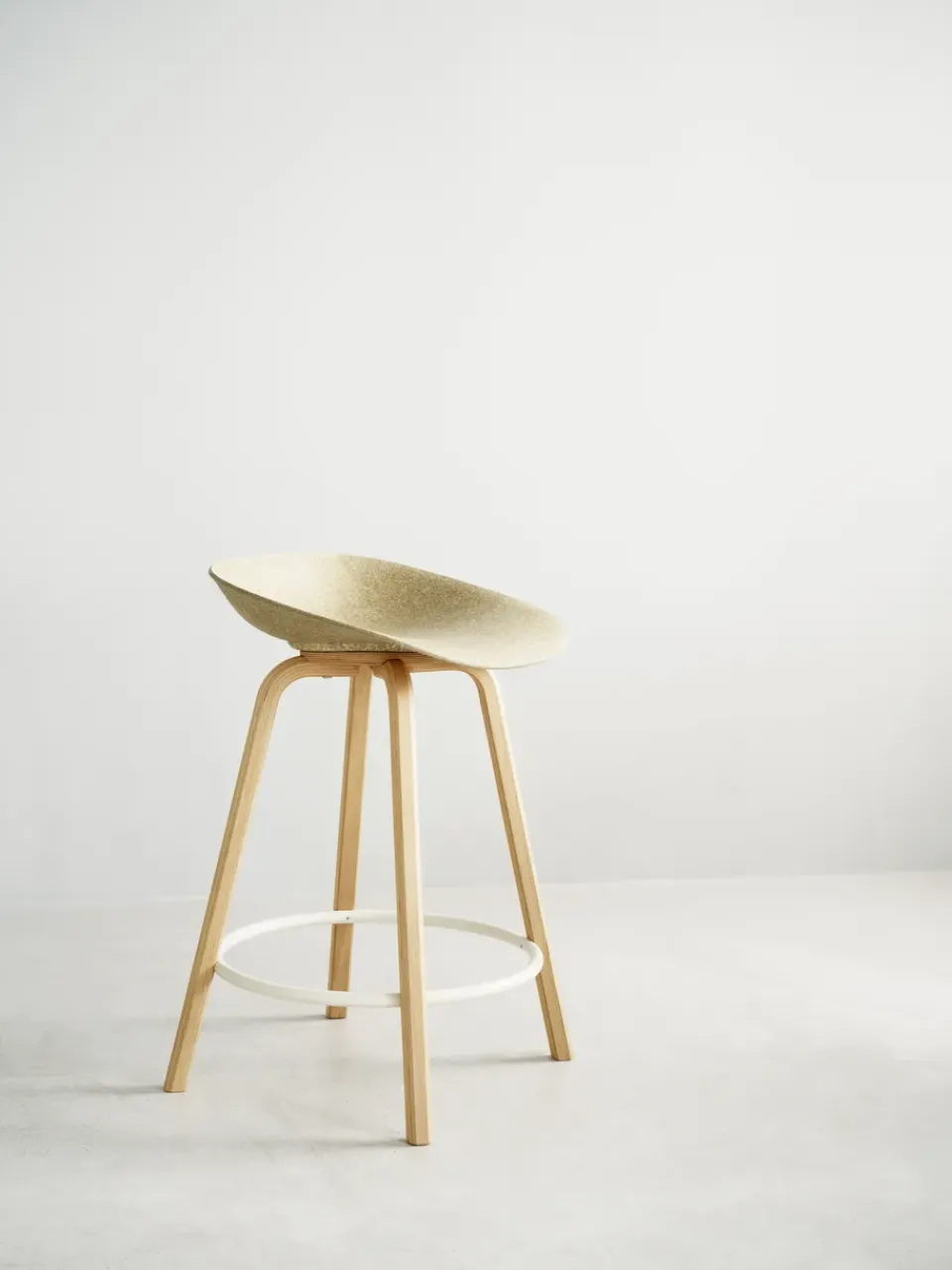 Normann Copenhagen Bar Stools*Mat Barstool 65 cm, Hemp-beech-cream steel Beige
