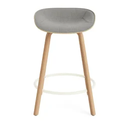 Normann Copenhagen Bar Stools*Mat Barstool front-upholstered 65 cm., Remix 133-hemp-beech-cream steel Beige