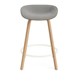 Normann Copenhagen Bar Stools*Mat Barstool front-upholstered 65 cm., Remix 133-seaweed-beech-cream steel Beige