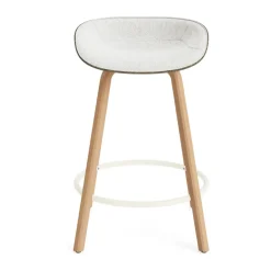 Normann Copenhagen Bar Stools*Mat Barstool front-upholstered 65 cm., Hallingdal 110-seaweed-beech-cream steel Beige
