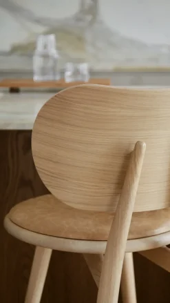Mater Bar Stools*High Stool Backrest barstool low, leather natural, matt varnished oak stand Beige