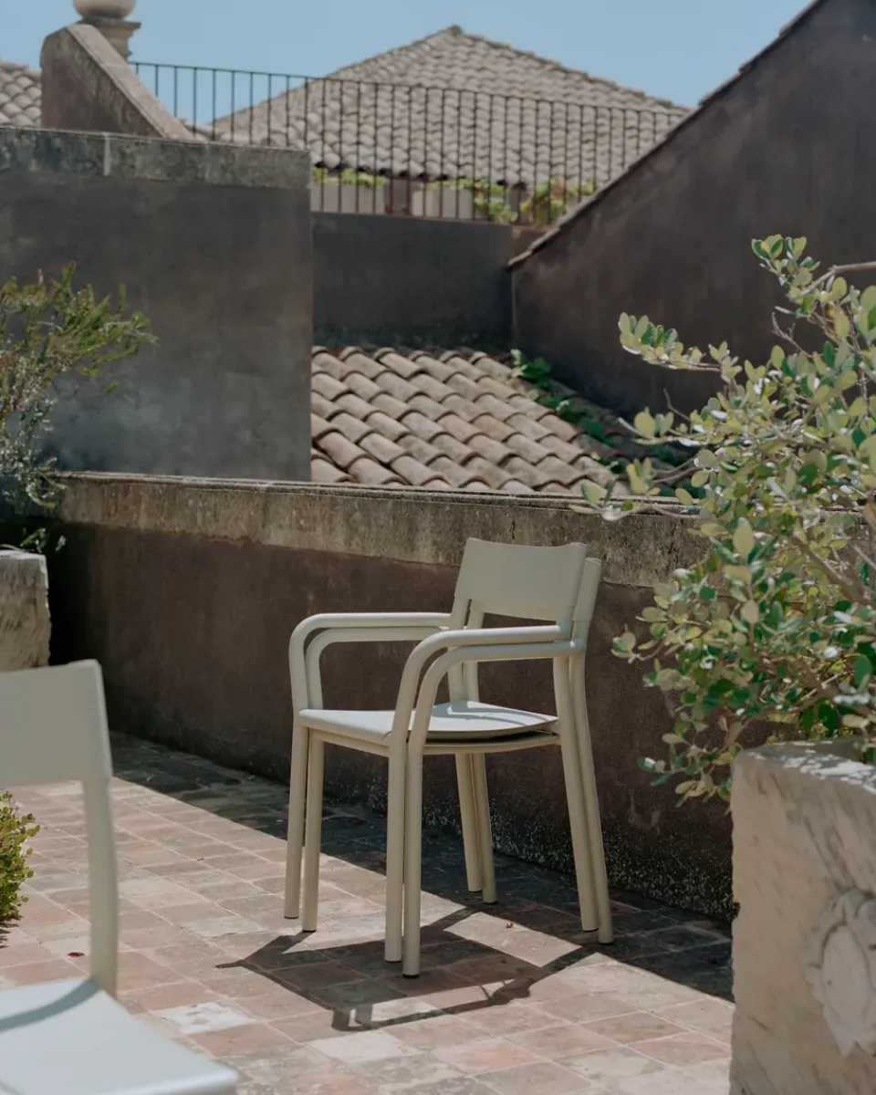 New Works Seating*May Armchair Outdoor armchair, Light Grey