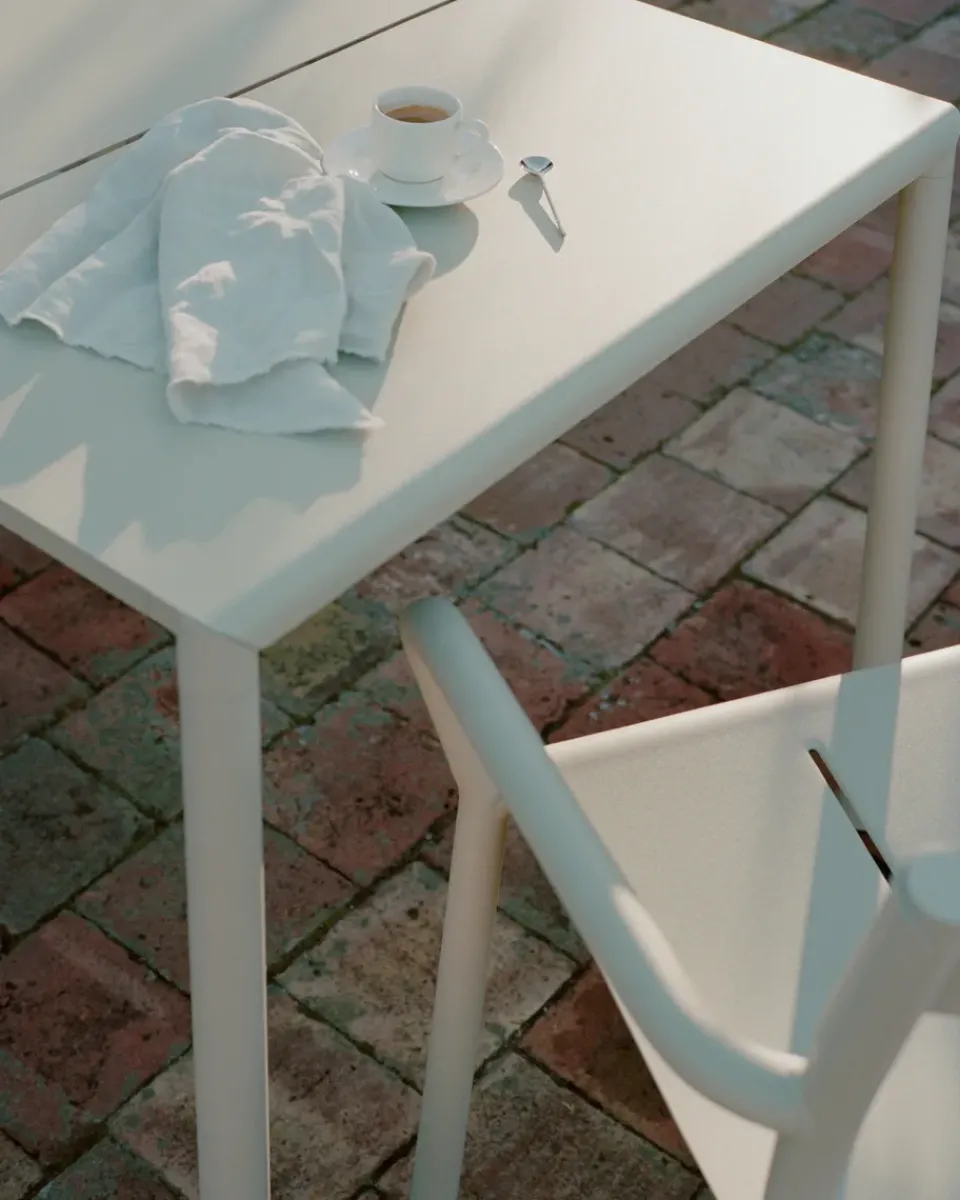New Works Table For Outdoor Use*May Tables Outdoor table 85x85 cm, Light Grey