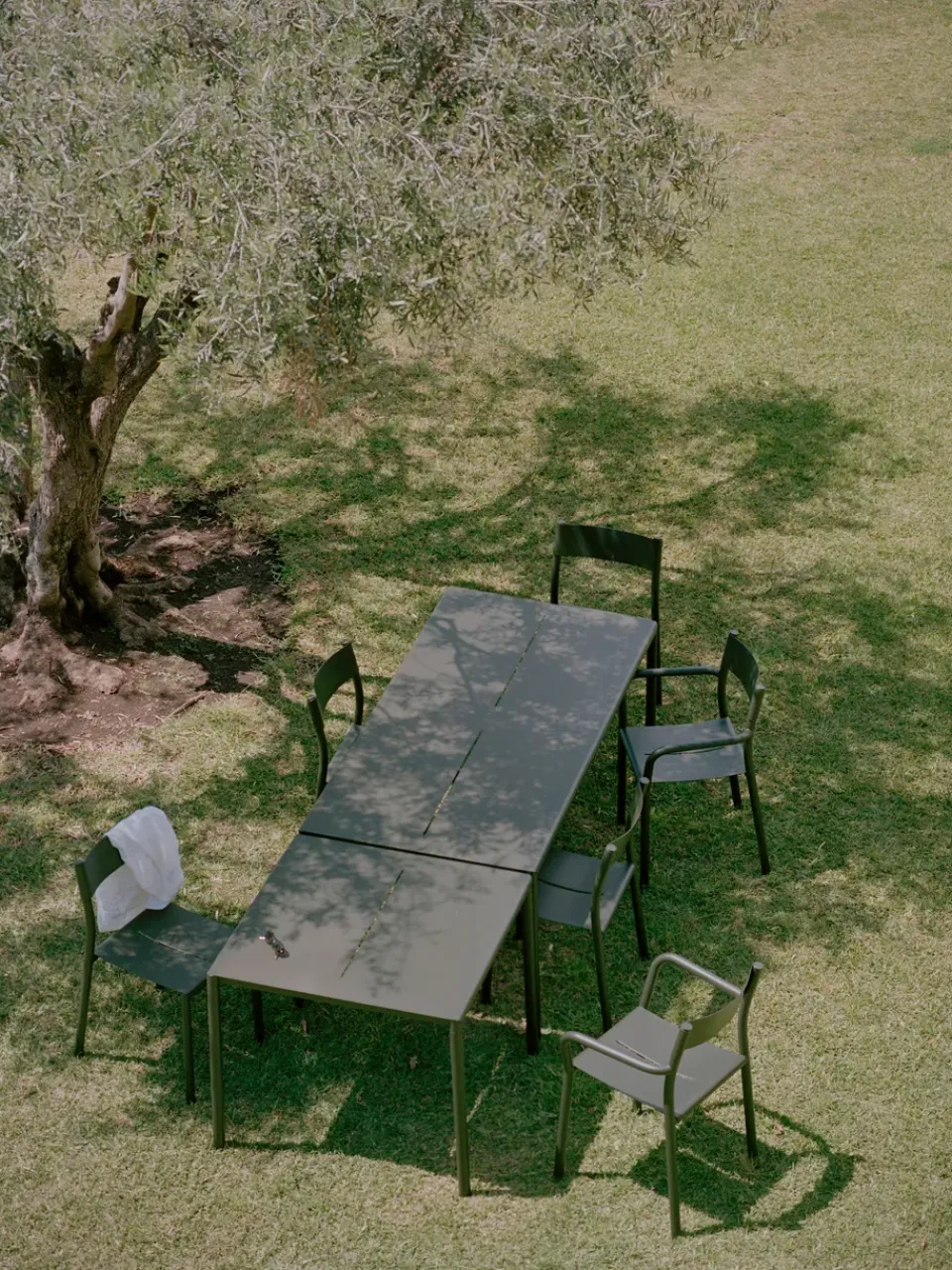 New Works Table For Outdoor Use*May Tables Outdoor table 85x85 cm, Dark Green